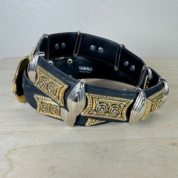 Nanni Vtg Women’s Belt Concho Black Leather 80s Made in Italy Avant Garde Glam - Picture 2 of 10